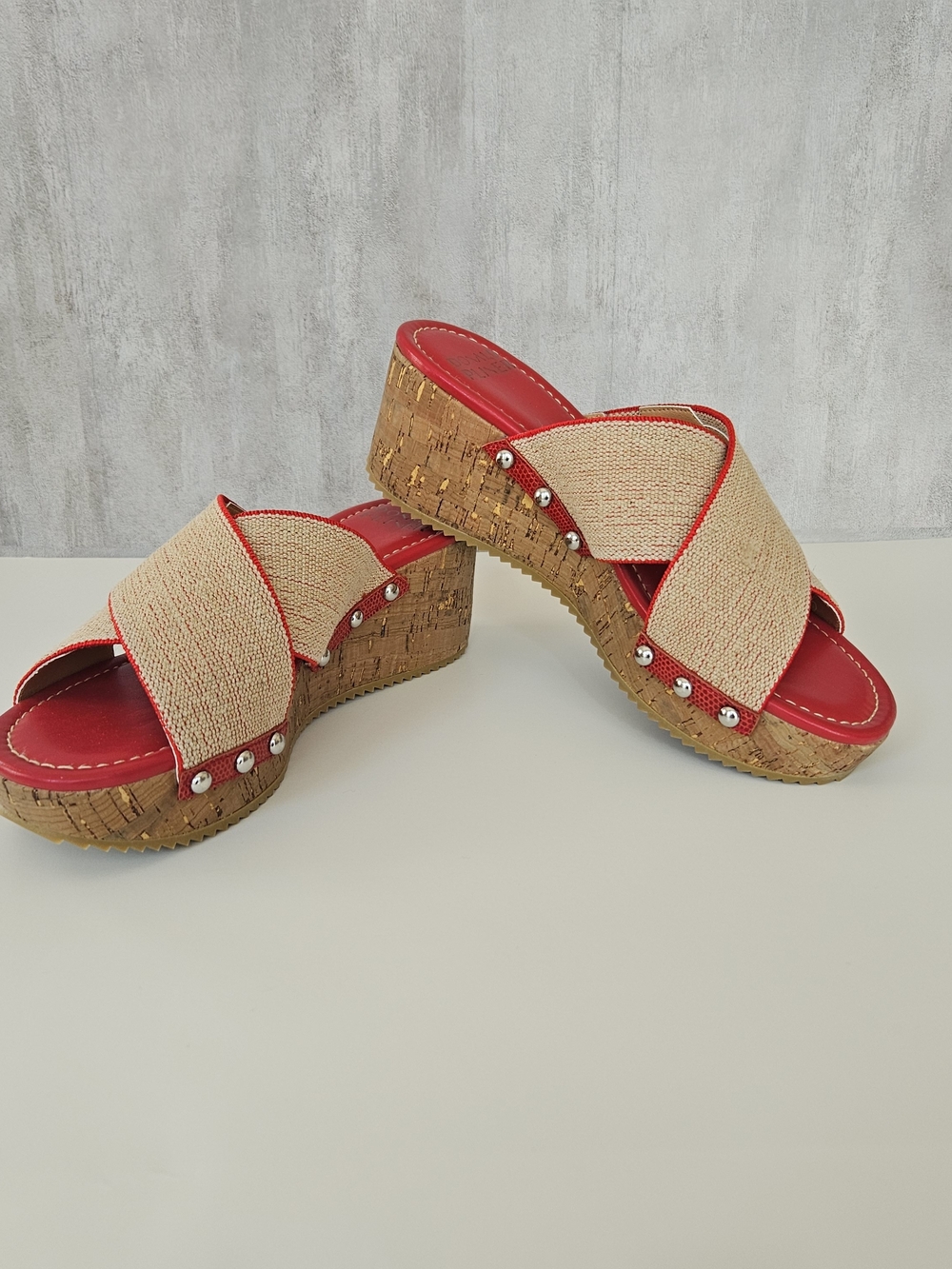 Donald Pliner SUMMERJE Wedge Sandals Red Tan Cork Crisscross Studded Size 6.5 M